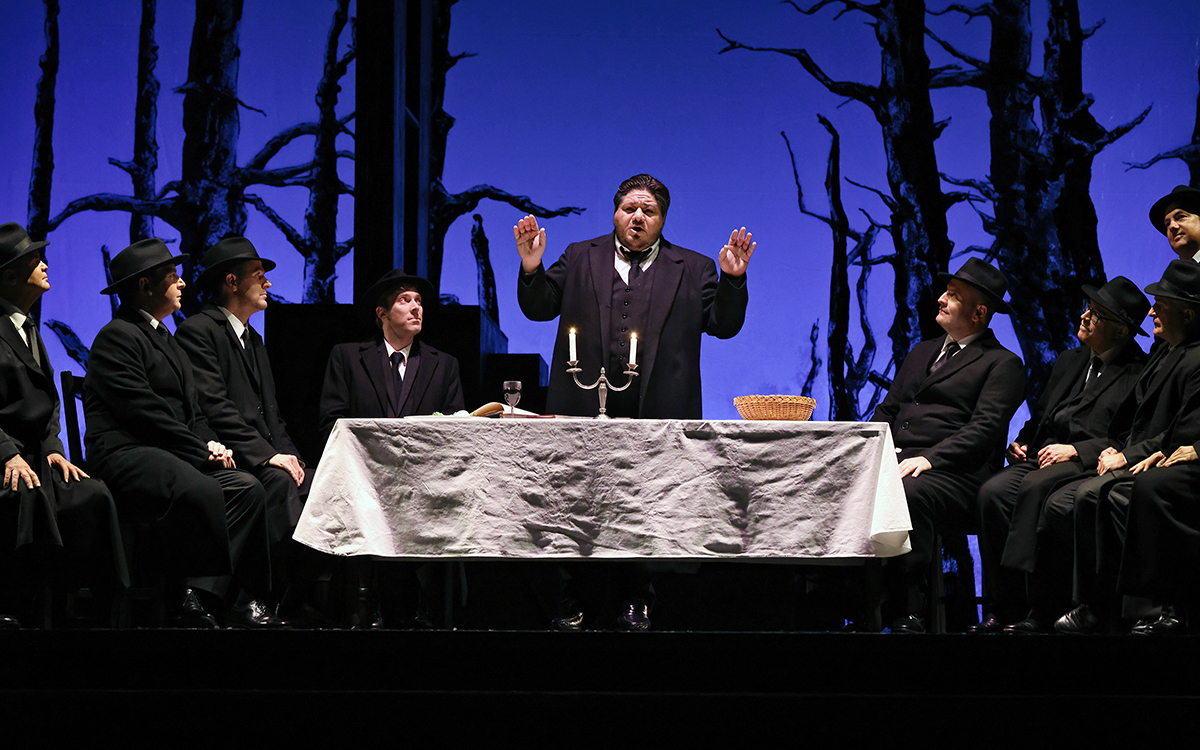 Diego Torre as Eléazar and the Opera Australia Chorus in Opera Australia’s 2022 production of <em>La Juive</em> at the Sydney Opera House (photo by Prudence Upton)